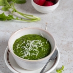 Pesto z liści rzodkiewek
