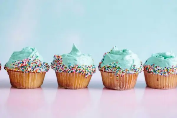 Czym się różnią – cupcake, babeczka i muffin?