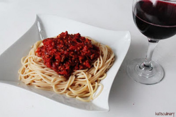 021. spaghetti bolognese w mojej wersji