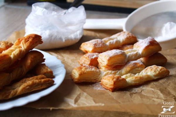 Faworki z piekarnika - pieczone