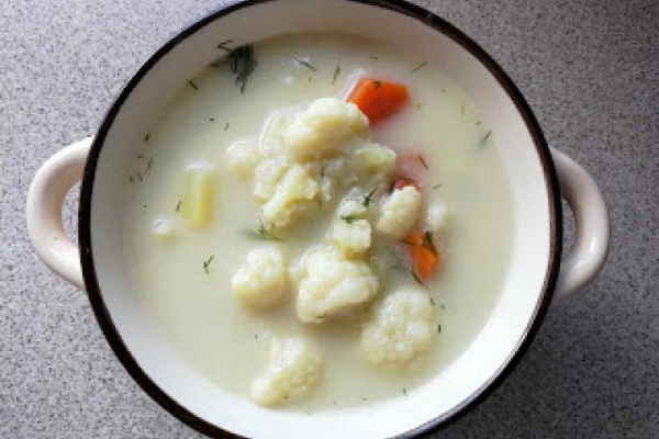 Zupa kalafiorowa