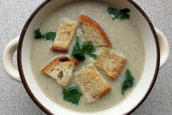 Zupa krem z cukinii i pieczarek - wersja na Thermomix