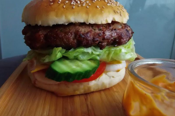 Domowe burgery
