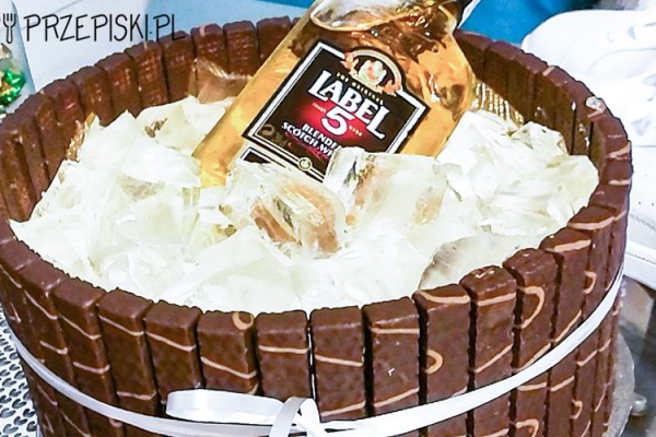 Tort Słonecznikowy w Kształcie Beczki – Idealny na Urodziny