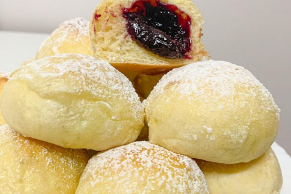 Pączki Bez Smażenia z Marmoladą