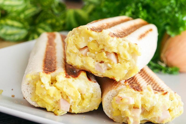 Jajeczne Hot-Dogi