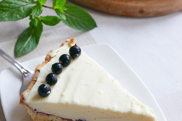 Tarta z mascarpone i borówkami