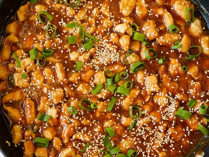 Kurczak w miodzie i sezamie