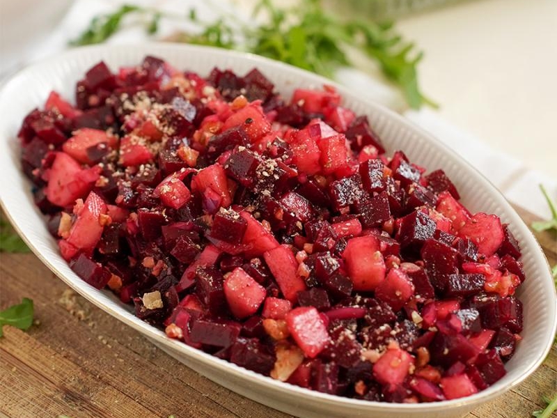 Surówka z buraka i gruszki