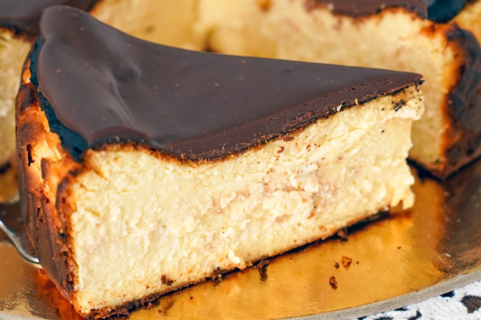 Sernik Baskijski na serkach Almette