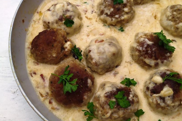 Klopsiki w sosie a’la carbonara