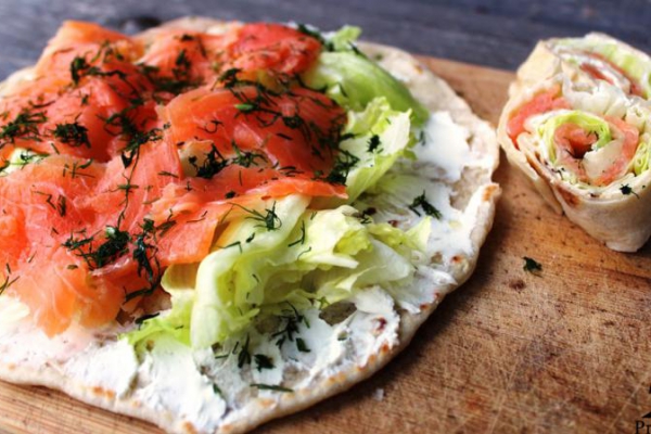 Tortilla z łososiem – extra przekąska na imprezę!