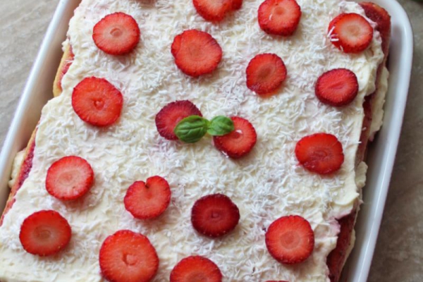 Truskawkowe tiramisu