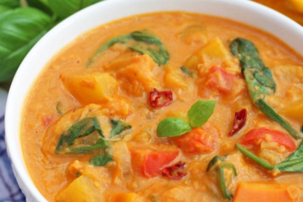 Curry z soczewicą i dynią