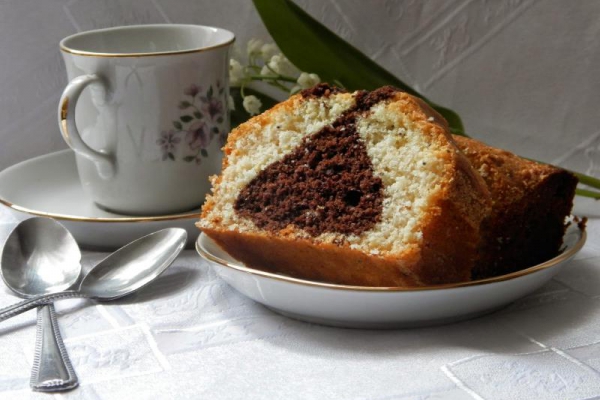 Babka dwukolorowa