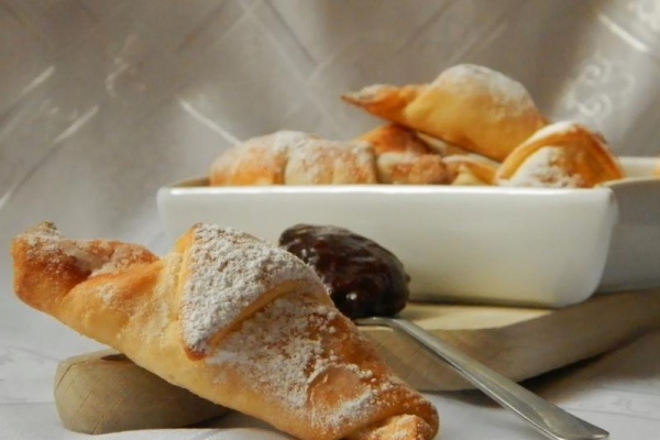 Rogaliki drożdżowe