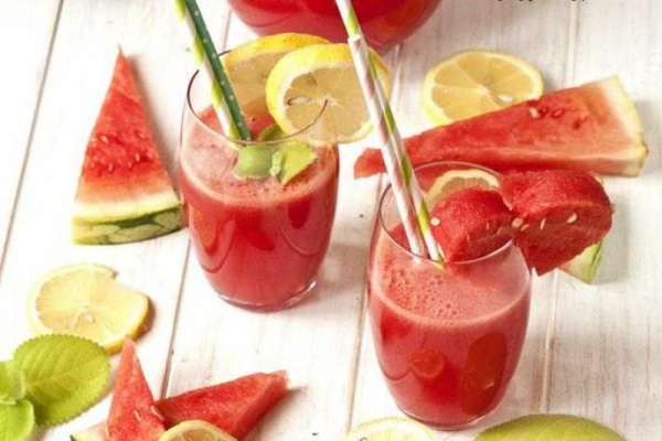 Lemoniada arbuzowa.