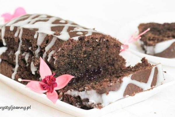 Kawowe brownie z dżemem.