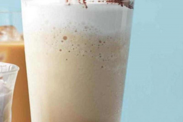 Mrożona kawa – Frappuccino.
