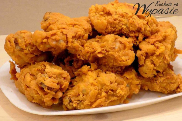 Kurczak jak z KFC – przepis na panierkę