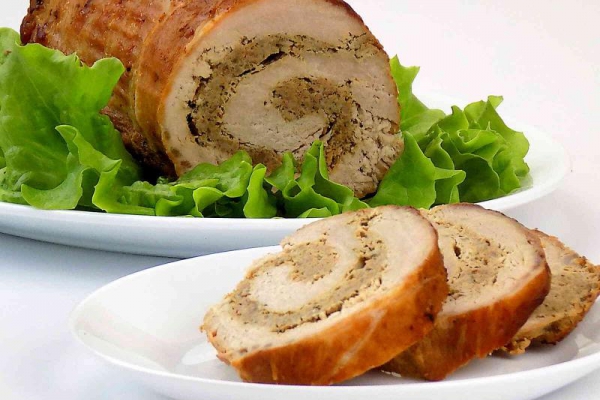 Rolada schabowa z mięsem mielonym