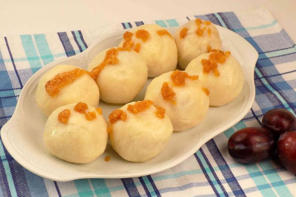 Knedle ze śliwkami