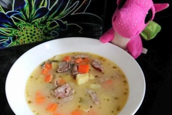 Zupa ziemniaczana z kiełbasą