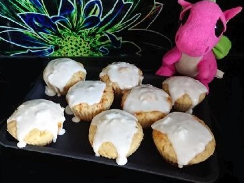 Muffinki cytrynowe z lukrem