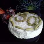 Zielony tort z kiwi