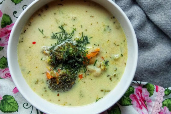 Zupa brokułowa