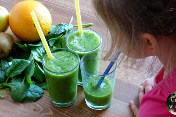 Koktajlowo - urwisowo czyli witaminowe smoothie dla dzieci