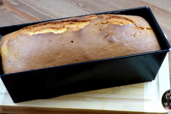 Babka z owocową niespodzianką z przepisu mamy