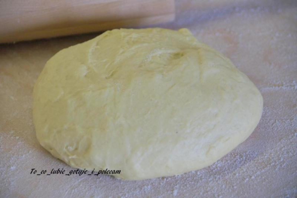 Ciasto na pierogi – Jak zrobić ciasto na pierogi