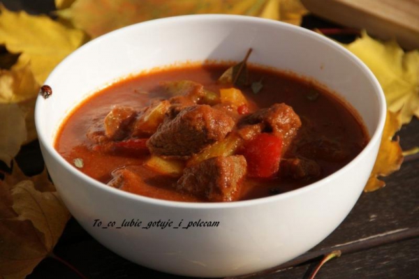 Zupa gulaszowa