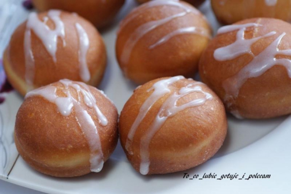 Mini pączusie – małe pączki.