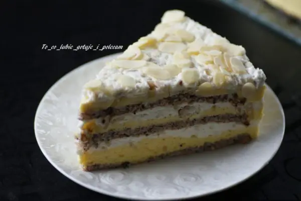 Tort orzechowy – tort egipski