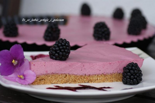 Tarta jeżynowa