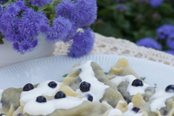 Pierogi z jagodami