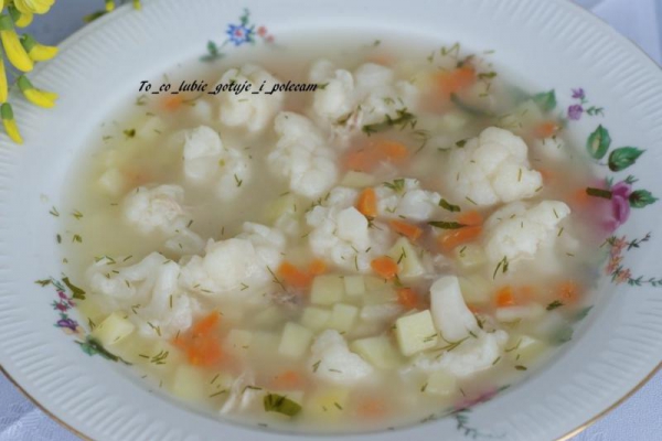 Zupa kalafiorowa