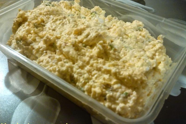 Pasta jajeczna z pieczarką. Klasyka do piątkowych kanapek - troszkę inaczej.