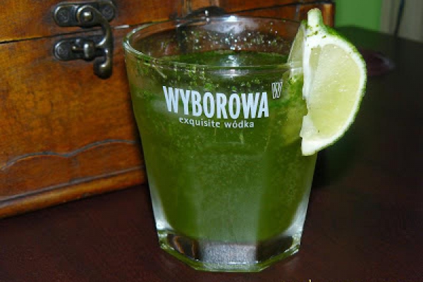 Mojito. Drink idealny na zabawę sylwestrową i nie tylko. Wersja domowa
