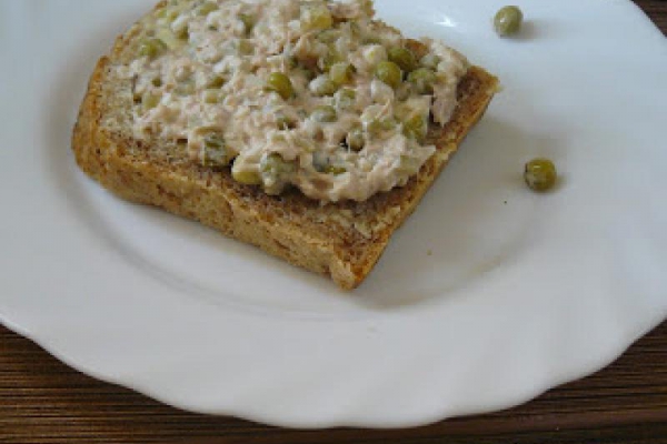 Pasta warta tuńczyka, czyli prosty pomysł na kanapki w piątek, świątek i niedzielę ;)