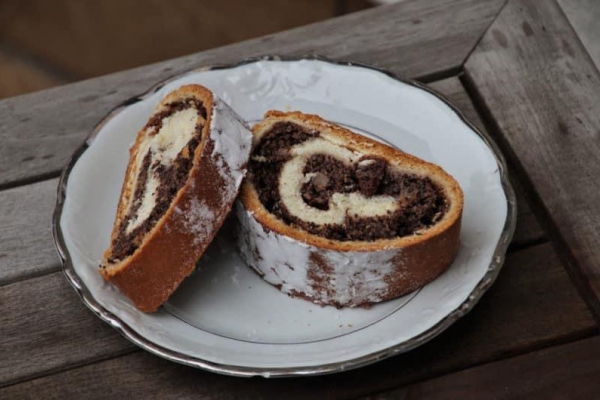 Zawijany makowiec krucho – drożdżowy