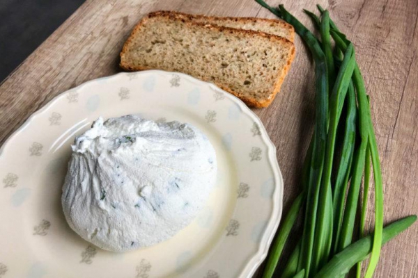 Labneh – serek z jogurtów greckich do smarowania