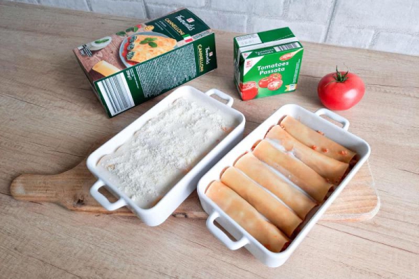 Cannelloni z sosem bolońskim i beszamelem