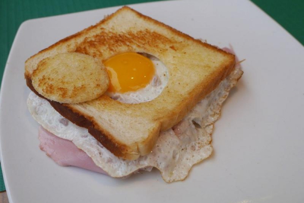 Francuskie grzanki z pieca Croque Madame