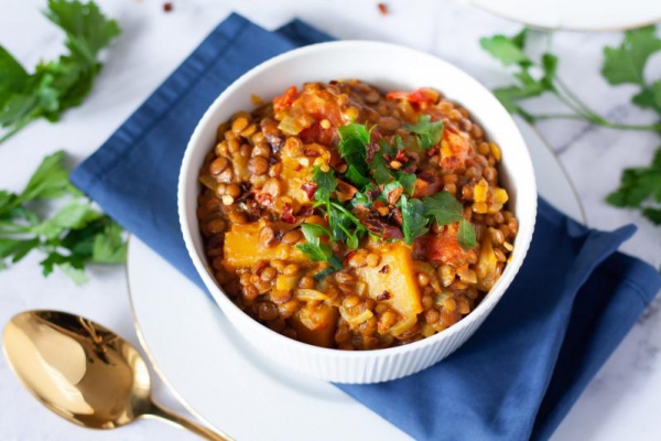 Curry z dynią i soczewicą