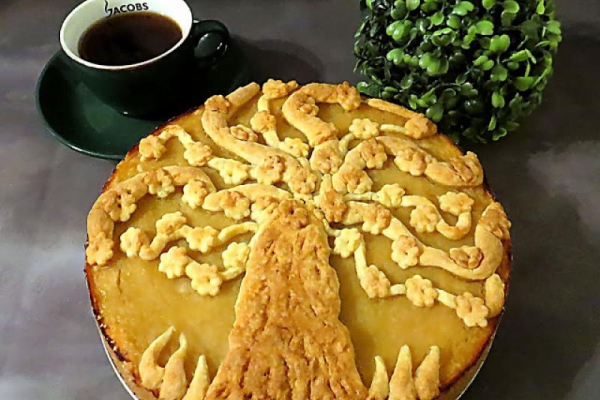 Tarta z jabłkami Kwitnące drzewo