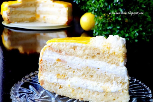 Tort Mango z Lustrzaną Glazurą