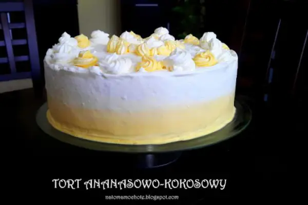 Tort Ananasowo-Kokosowy